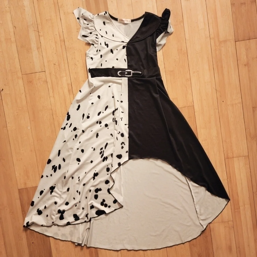 Cruella DeVil Hi-Low Dress Halloween Costume Cosplay Black White Girl's 6-7 EUC - Picture 2 of 15